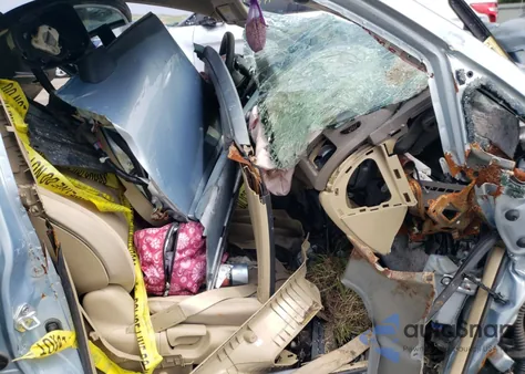 2006 Honda Civic Hybrid из США, поврежденный, VIN JHMFA36216S030000